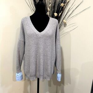 Moodie women Sweater size XS fits like a medium-Large